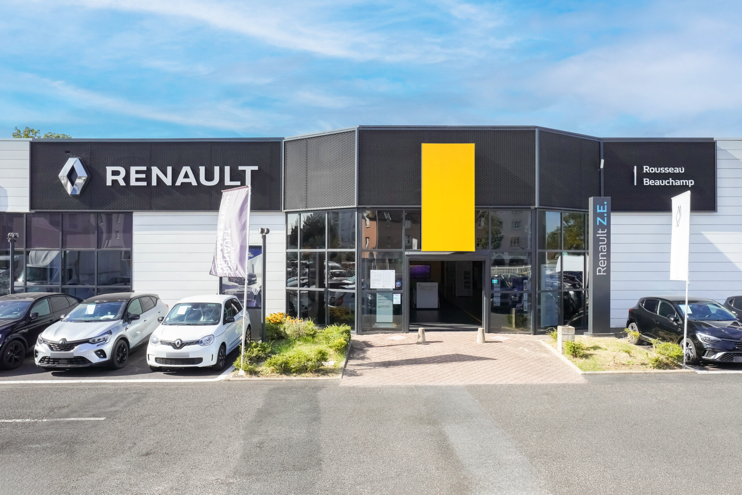 Renault Beauchamp concession Rousseau Automobile